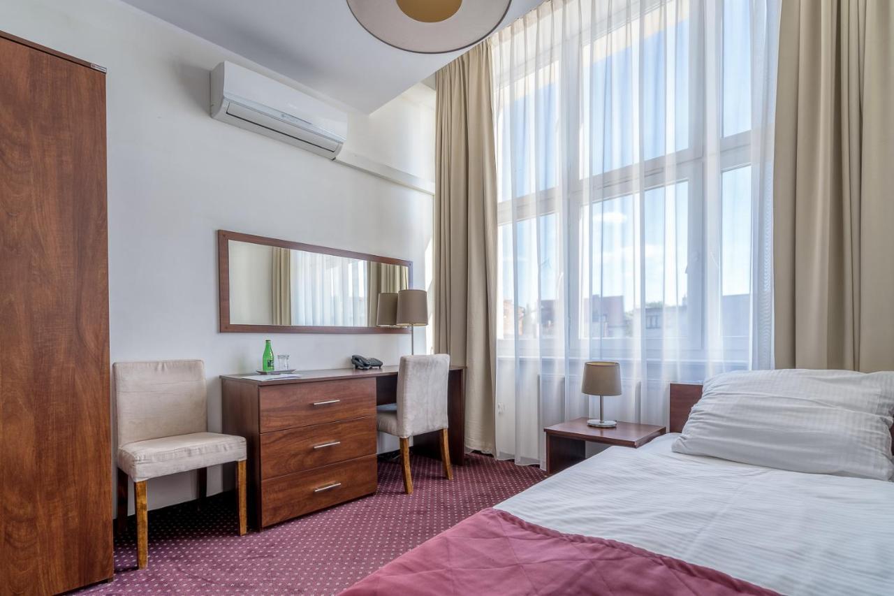 Hotel Stork Brodnica  Exterior foto