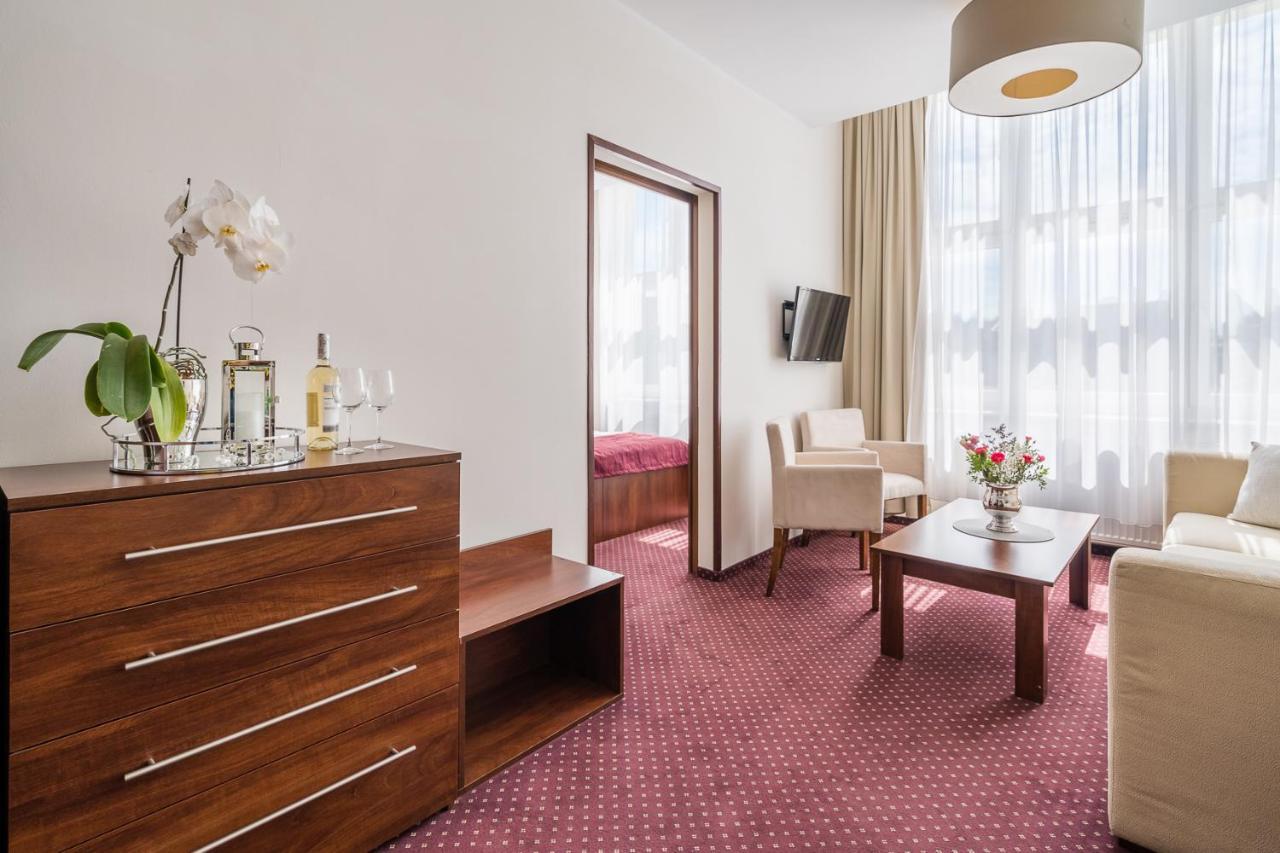 Hotel Stork Brodnica  Exterior foto